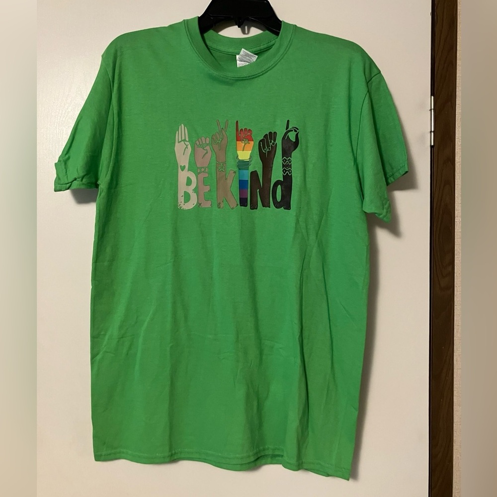 Green 'Be Kind' T-Shirt